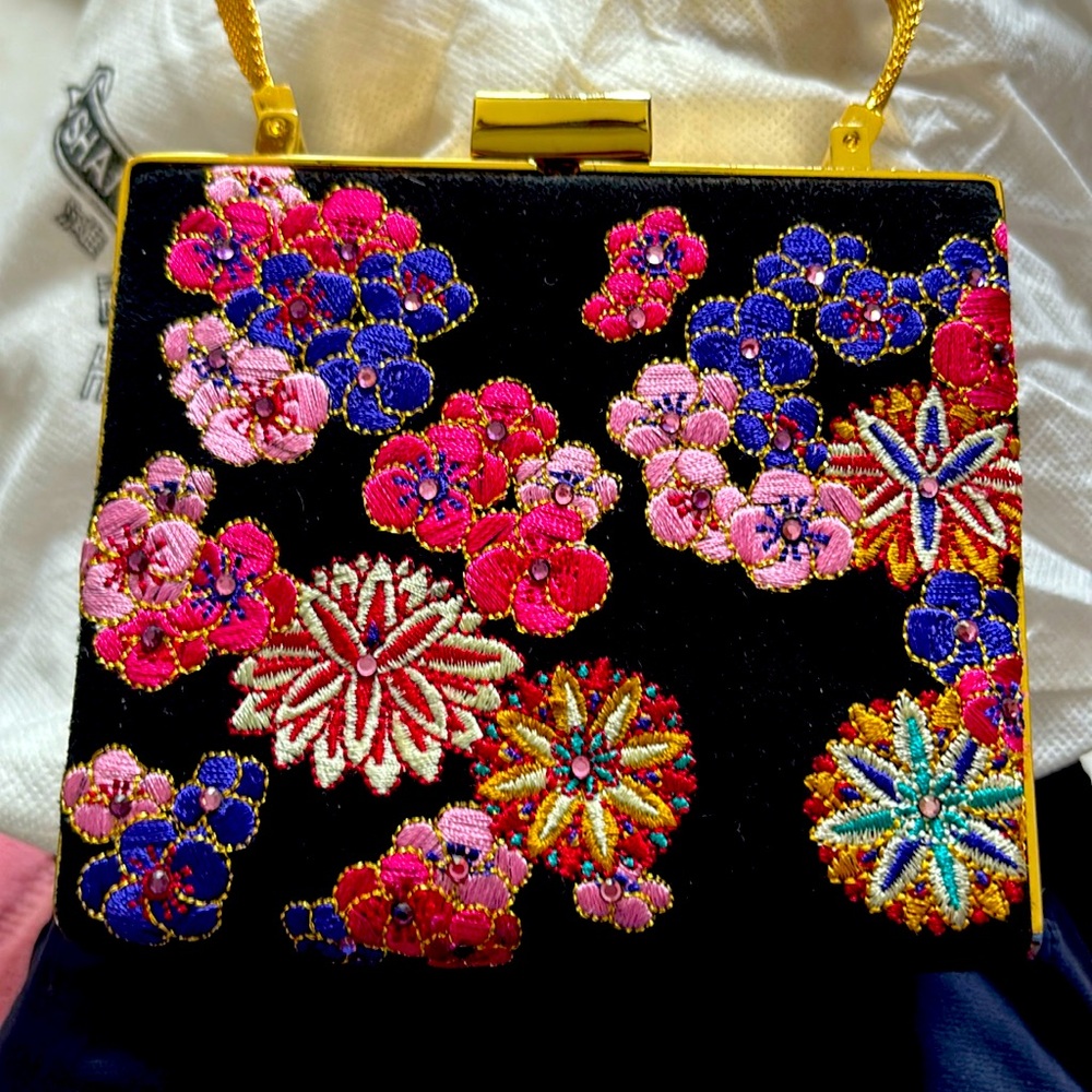 Shanghai Tang small purse, never used